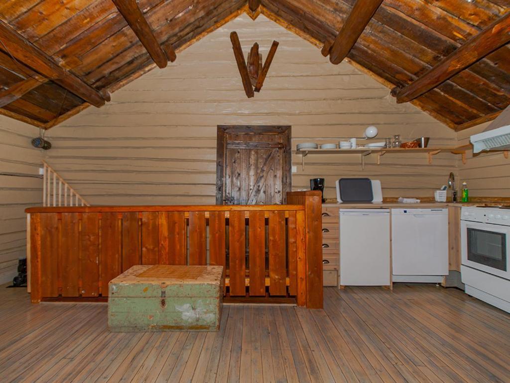 Hotel Sandvika Camping Kabelvåg Exterior foto